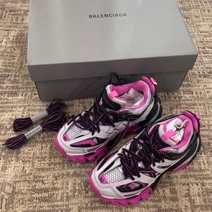 Balenciaga track shoes light up